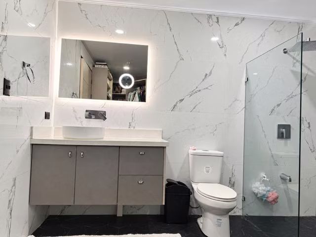 Venta de hermosa casa de UN PISO, ubicada en un residencial, Mercedes Norte, Heredia - Imagen 13