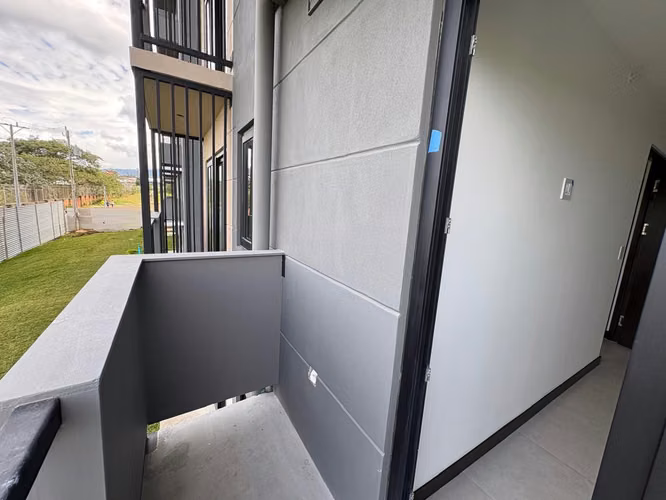 Apartamento en alquiler en Condominio Khaya – Ulloa, Heredia