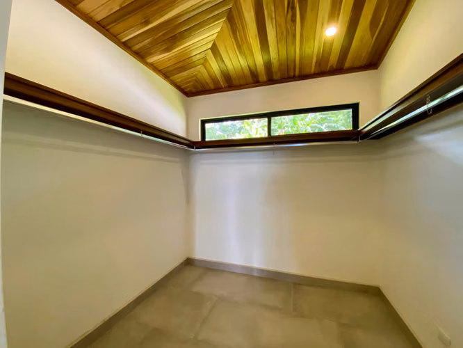 Se vende Casa Contemporánea en Atenas  - Imagen 8