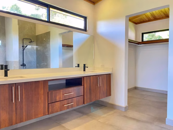 Se vende Casa Contemporánea en Atenas  - Imagen 7