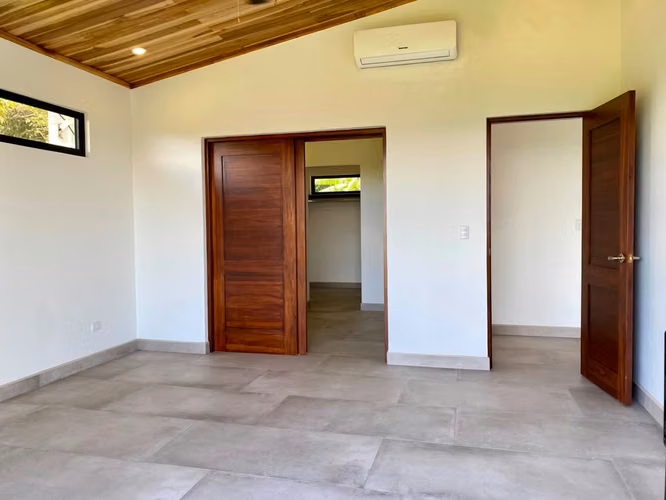 Se vende Casa Contemporánea en Atenas  - Imagen 6
