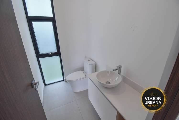 Casa de 4 Habitaciones en Santa Ana - Imagen 12