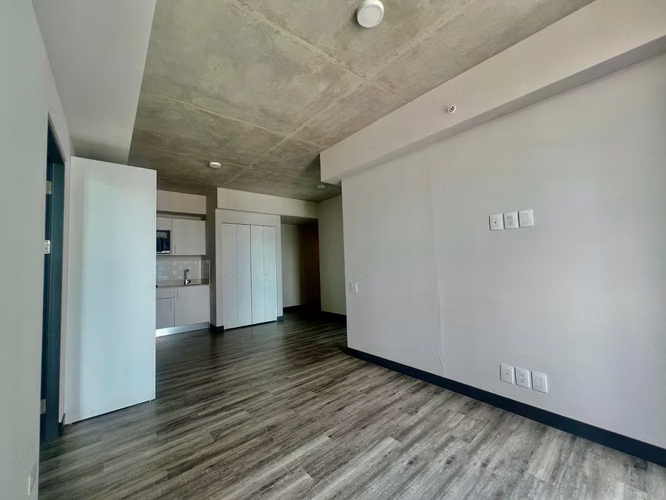 Se Alquila Apartamento  con línea blanca y A.C en Sabana Sur - 2 habitaciones, 2 baños, 1 Parqueo  - Imagen 11
