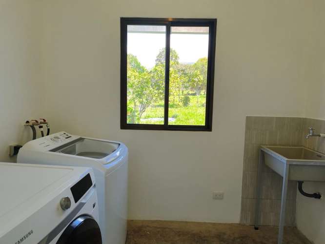 1245671 / Casa en venta / Pérez Zeledón / 20.000 m² de terreno / Una planta / Camioneta 4x4 incluida - Imagen 8