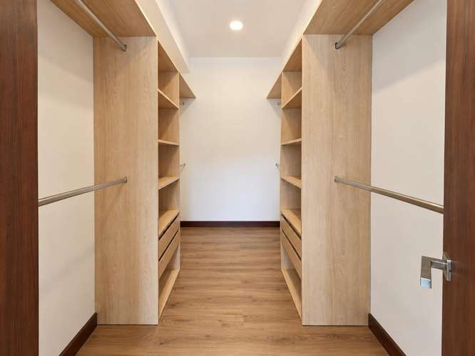 Apartamento en torre exclusiva de Escazú  - Imagen 13