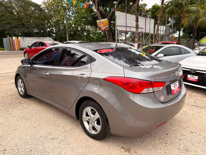HYUNDAI AVANTE GDI-2014-AUTOMATICO-SHIFT TRONIC-6.475.000 - Imagen 3
