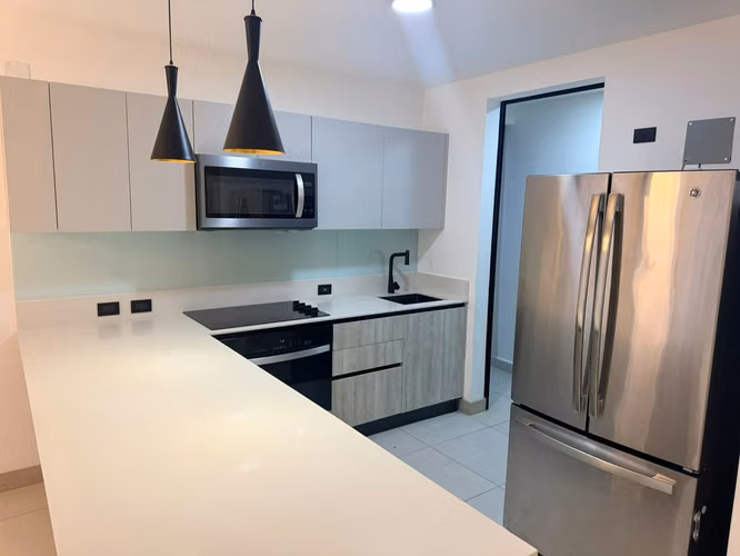 Casa en alquiler en condominio de Santa Ana Lindora  - Imagen 1