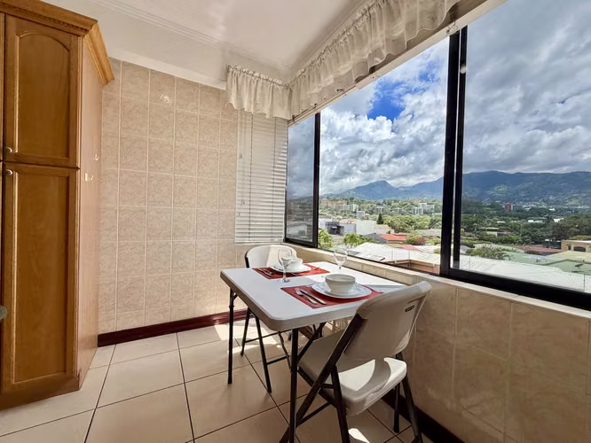 ALQUILER DE APARTAMENTO AMUEBLADO EN TREJOS MONTEALEGRE - ESCAZÚ - Imagen 9