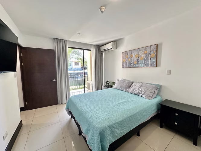 ALQUILER DE APARTAMENTO AMUEBLADO EN CONDOMINIO POZOS DE SANTA ANA - Imagen 5