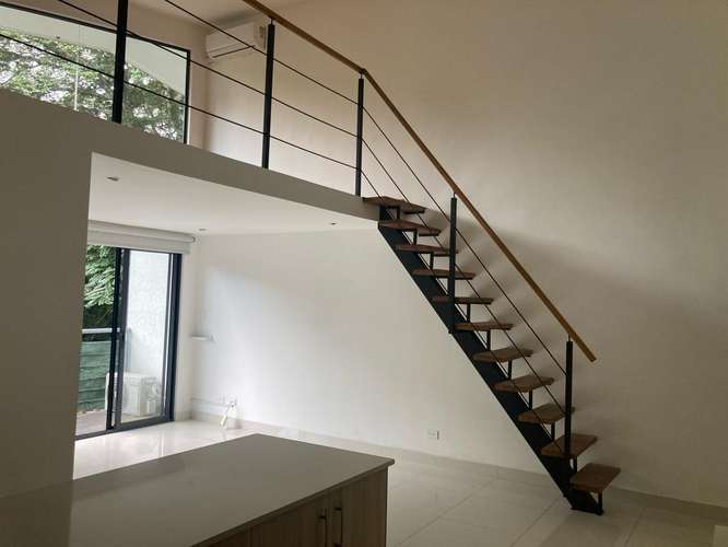 ALQUILER 3 HABITACIONES Y VISTA AL BOSQUE - GSL