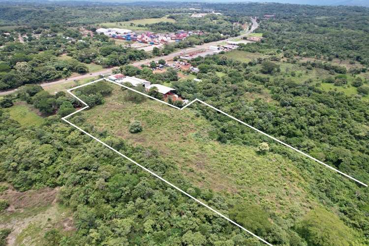  TERRENO DE USO MIXTO EN VENTA, LA CEIBA, OROTINA  - Imagen 4