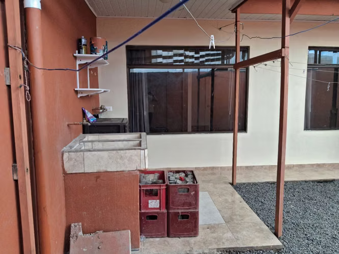 Hermosa casa en alquiler en Condominio Senderos del Este (Cartago) - Imagen 12