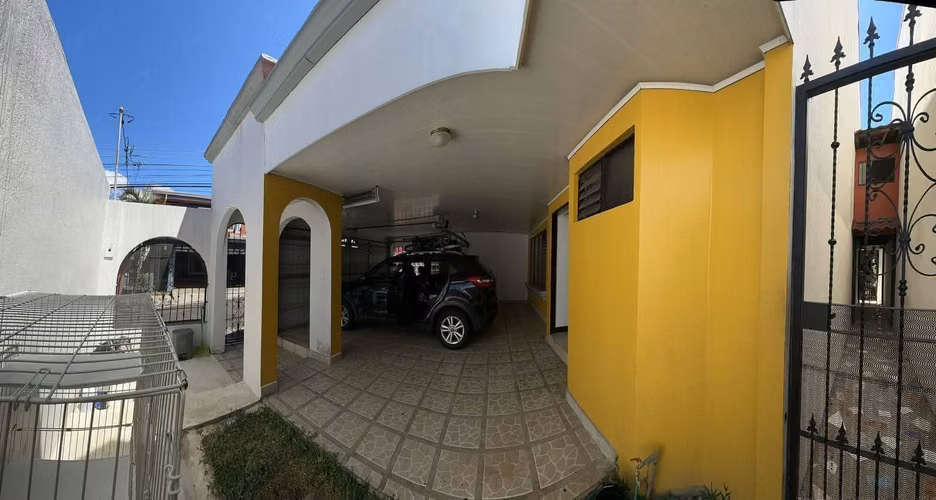 SE ALQUILA CASA EN RESIDENCIAL UBICADO EN SAN FRANCISCO DE HEREDIA - Imagen 19