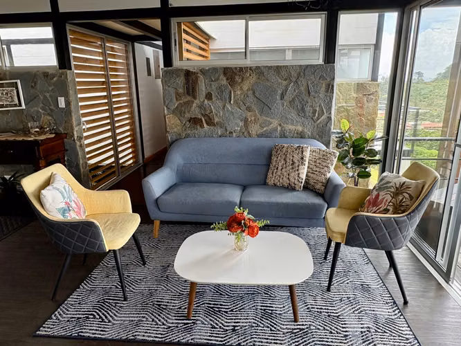 Casa en Venta en Turrialba, Impresionante vista al Volcán, Llave en mano. - Imagen 6
