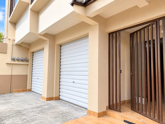 Alquiler de Edificio en El Prado, Curridabat: Perfecto para Comercio, Consultorios o Firma de Servicios - Imagen 2