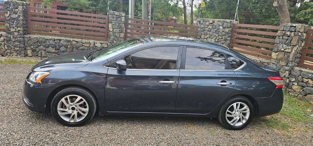 Nissan Sentra 2015