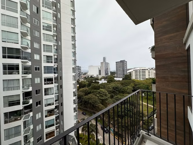 Apartamento en alquiler, en condominio Parkwood, con linea blanca incluida. Nunciatura, San Jose.  - Imagen 9