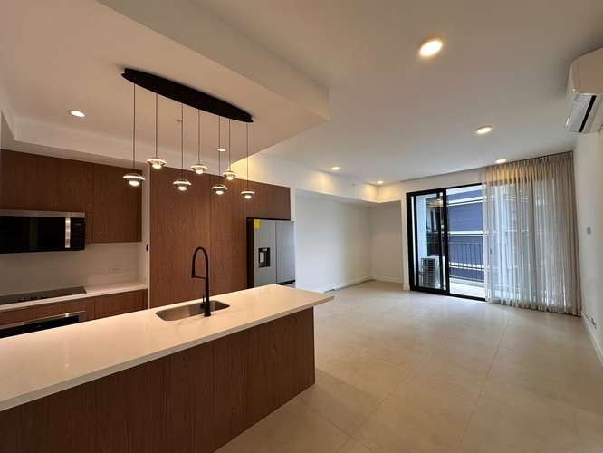 Apartamento con linea blanca en alquiler en condominio Parkwood, Nunciatura. De Lujo 