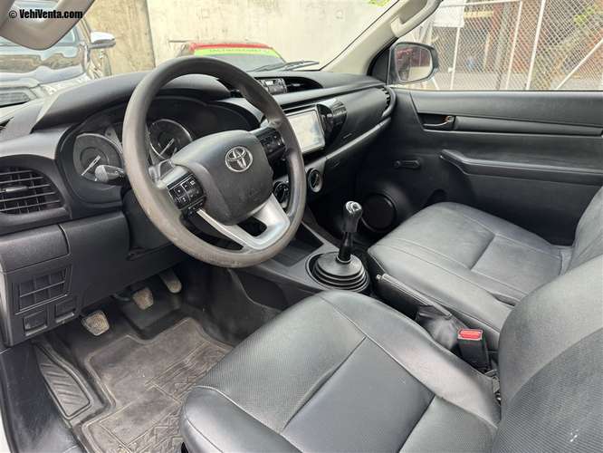TOYOTA HILUX 2023 MANUAL DIESEL BLANCO