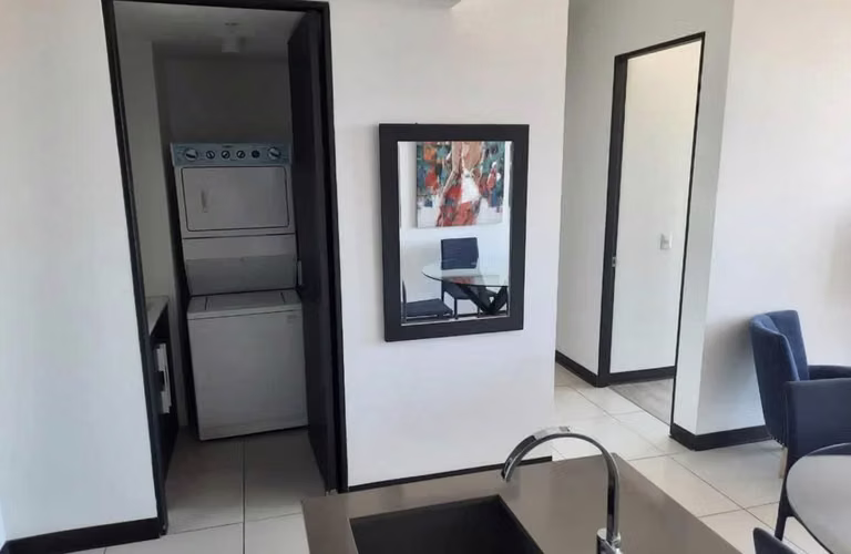 APARTAMENTO EN ALQUILER | NUNCIATURA CON LÍNEA BLANCA - Imagen 5