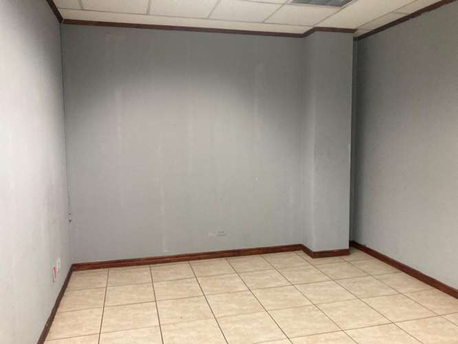 Alquiler oficina Sabana Sur 324m2  - Imagen 6