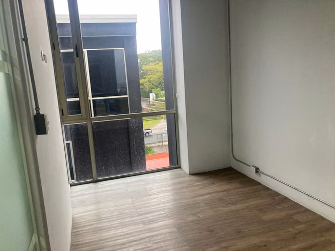 Alquiler oficina Escazú 86m² a  $1.896 - Imagen 18