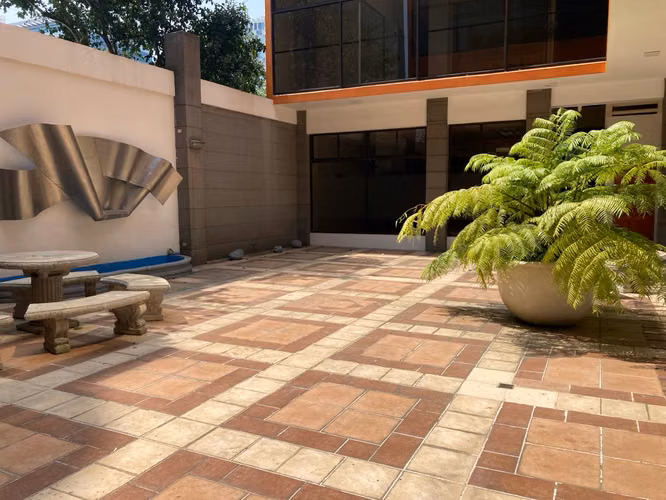 Alquiler Oficina Sabana Sur 520m2 con 10 parqueos - Imagen 7