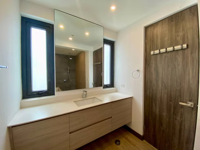 VENTA DE APARTAMENTO EN CONDOMINIO EN ESCAZÚ 