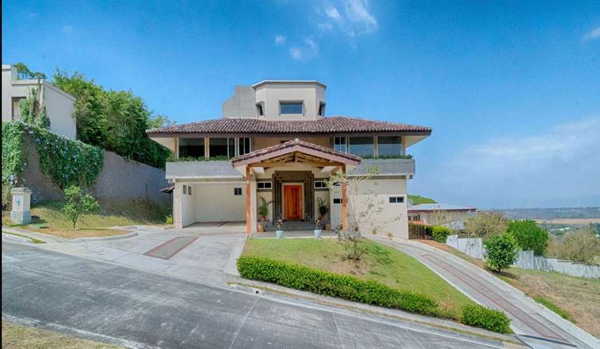 Venta de cómoda casa en condominio, Ciudad Colón, San José, 3625 - Imagen 1