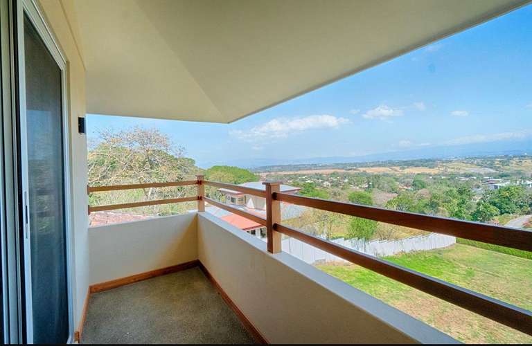 Venta de cómoda casa en condominio, Ciudad Colón, San José, 3625 - Imagen 2