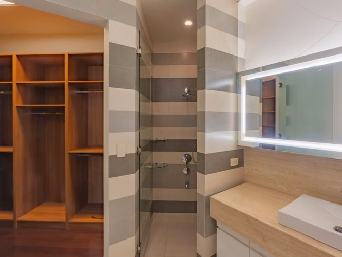 Casa de lujo en venta en Bosques de Lindora – Piscina privada y detalles arquitectónicos únicos* - Imagen 16
