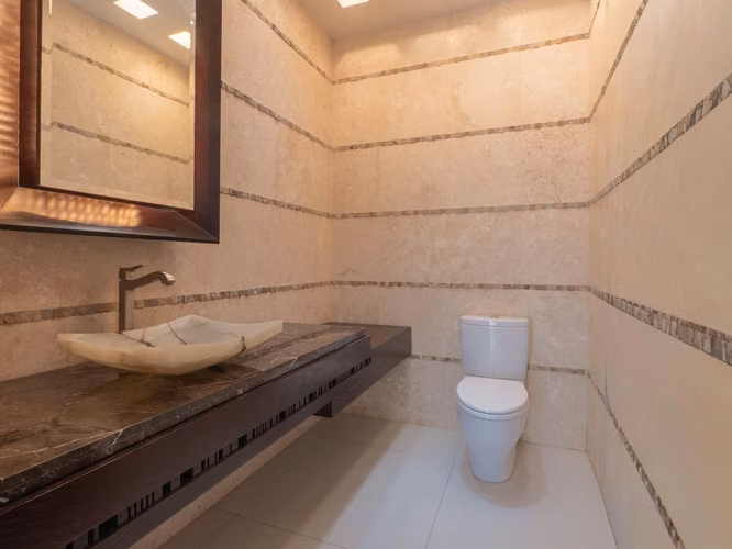 Casa de lujo en venta en Bosques de Lindora – Piscina privada y detalles arquitectónicos únicos* - Imagen 14