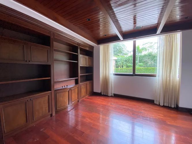 OFERTA!! Venta de casa en condominio Monterán, 3848 - Imagen 2