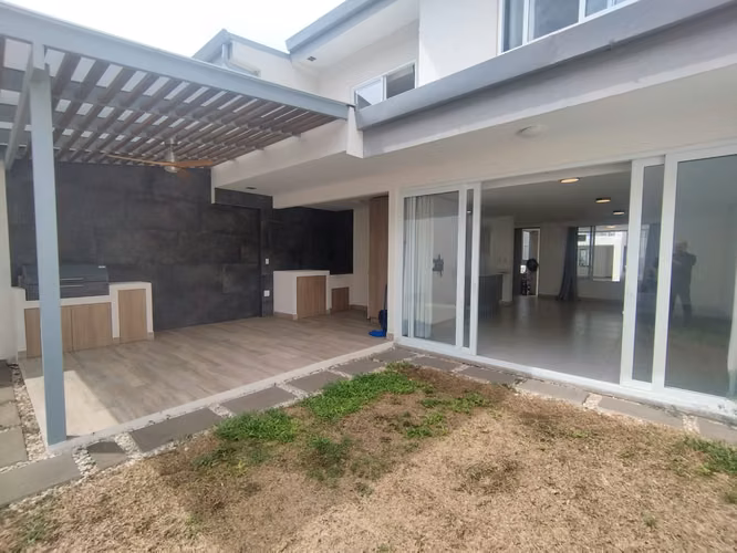 Se Alquila ( Alquiler) Casa en Guachipelín 310 Escazú, Cod GU 1538 - Imagen 15