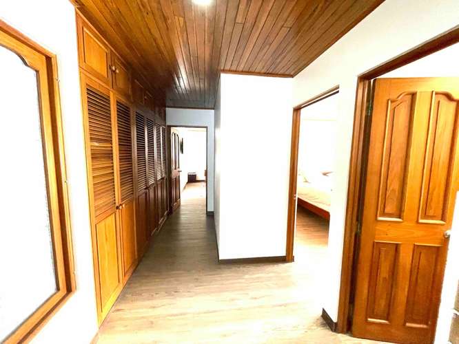 Apartamento amoblado de 3 cuartos en Sabana Sur #