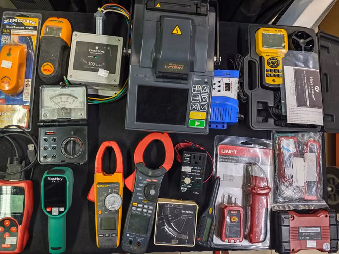 testers de gancho tierra eléctrico cargador boroscopio detector circuitos anemometro scanner obdII chicharra asch