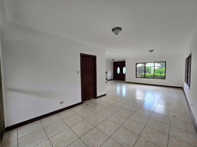 Pozos de Santa Ana - 4DOR/3.5BA - 320 m2 - Imagen 3