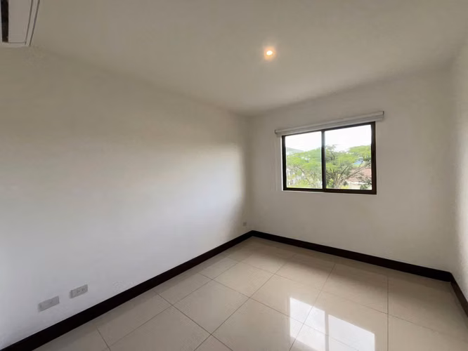 ALQUILER DE CASA EN CONDOMINIO PARQUES DEL SOL ESQUINERA  - Imagen 12
