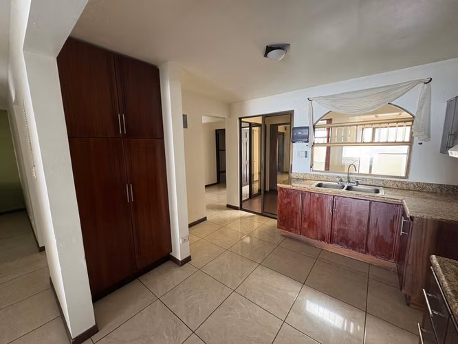 Alquiler de casa de habitación  - Imagen 4