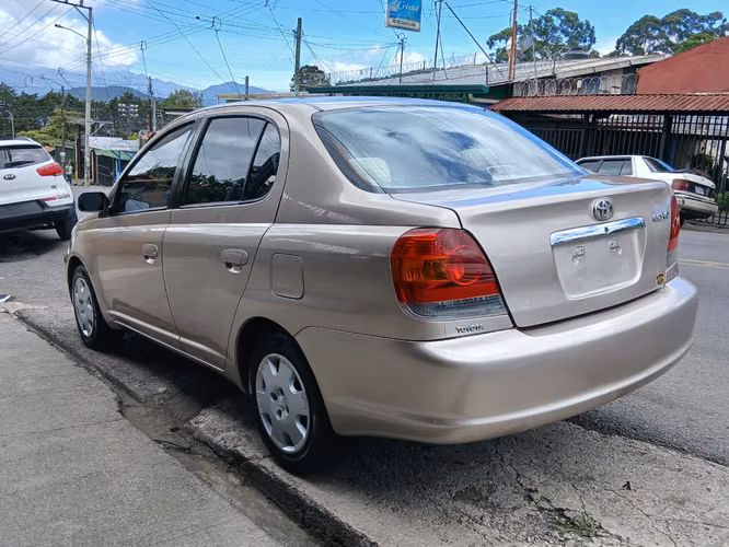Toyota echo 