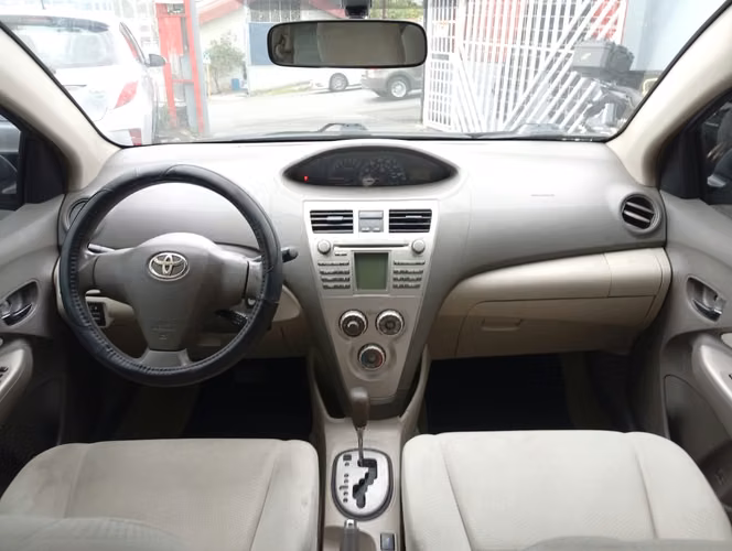 Toyota yaris  - Imagen 9
