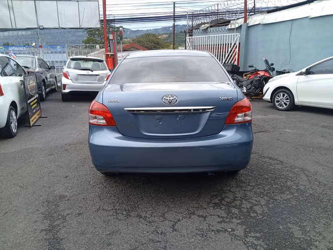 Toyota yaris  - Imagen 2