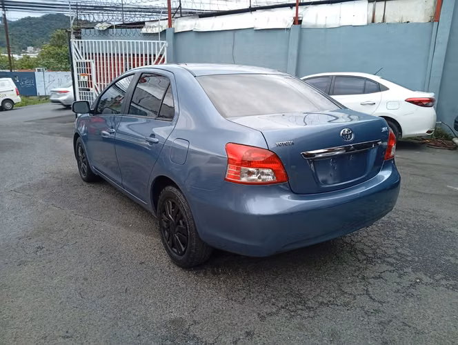 Toyota yaris  - Imagen 5