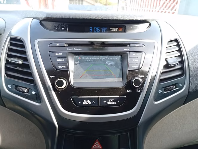 Hyundai elantra  - Imagen 7