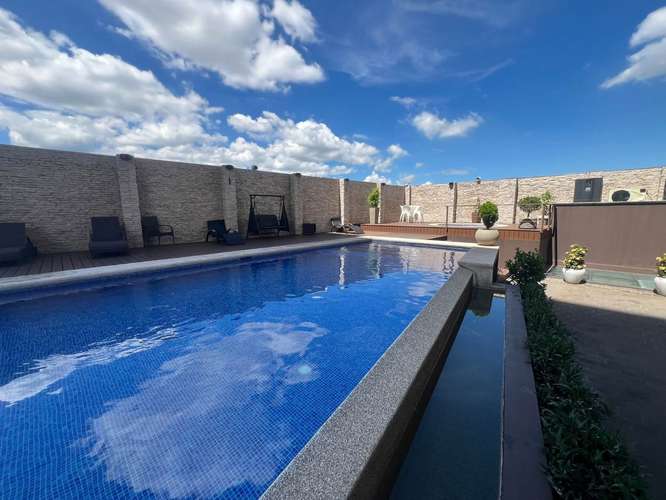 Se vende apartamento en torres del lago la sabana 