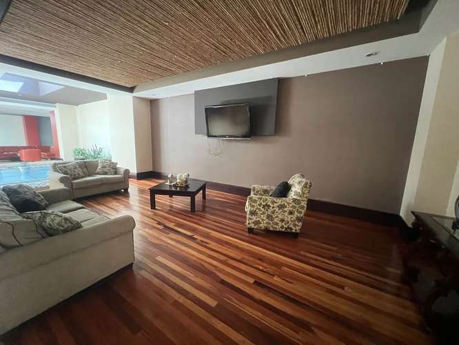 Se vende apartamento en torres del lago la sabana 