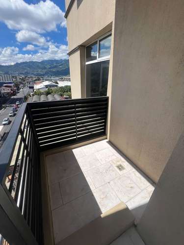 Se vende apartamento en torres del lago la sabana 