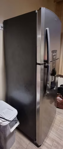 Refrigeradora Mabe con dispensador de agua - Imagen 5