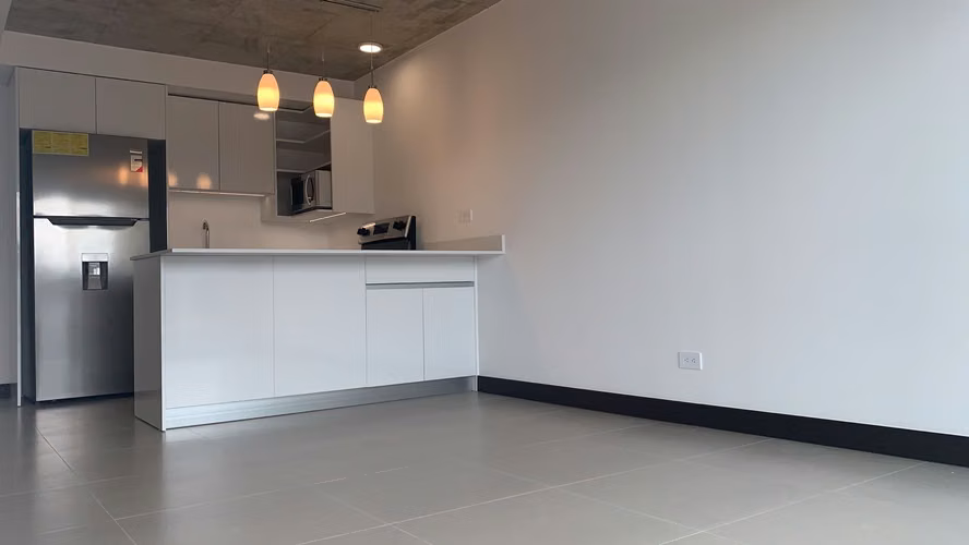 SE ALQUILA APARTAMENTO CON LINEA BLANCA CONDOMINIO KHAYA GRANADILLA DE CURRIDABAT - Imagen 2