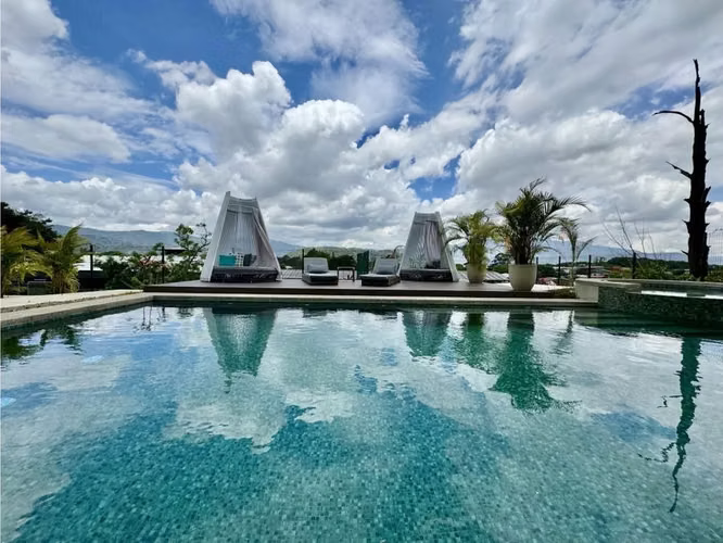 SE ALQUILA APARTAMENTO CON LINEA BLANCA CONDOMINIO KHAYA GRANADILLA DE CURRIDABAT - Imagen 20